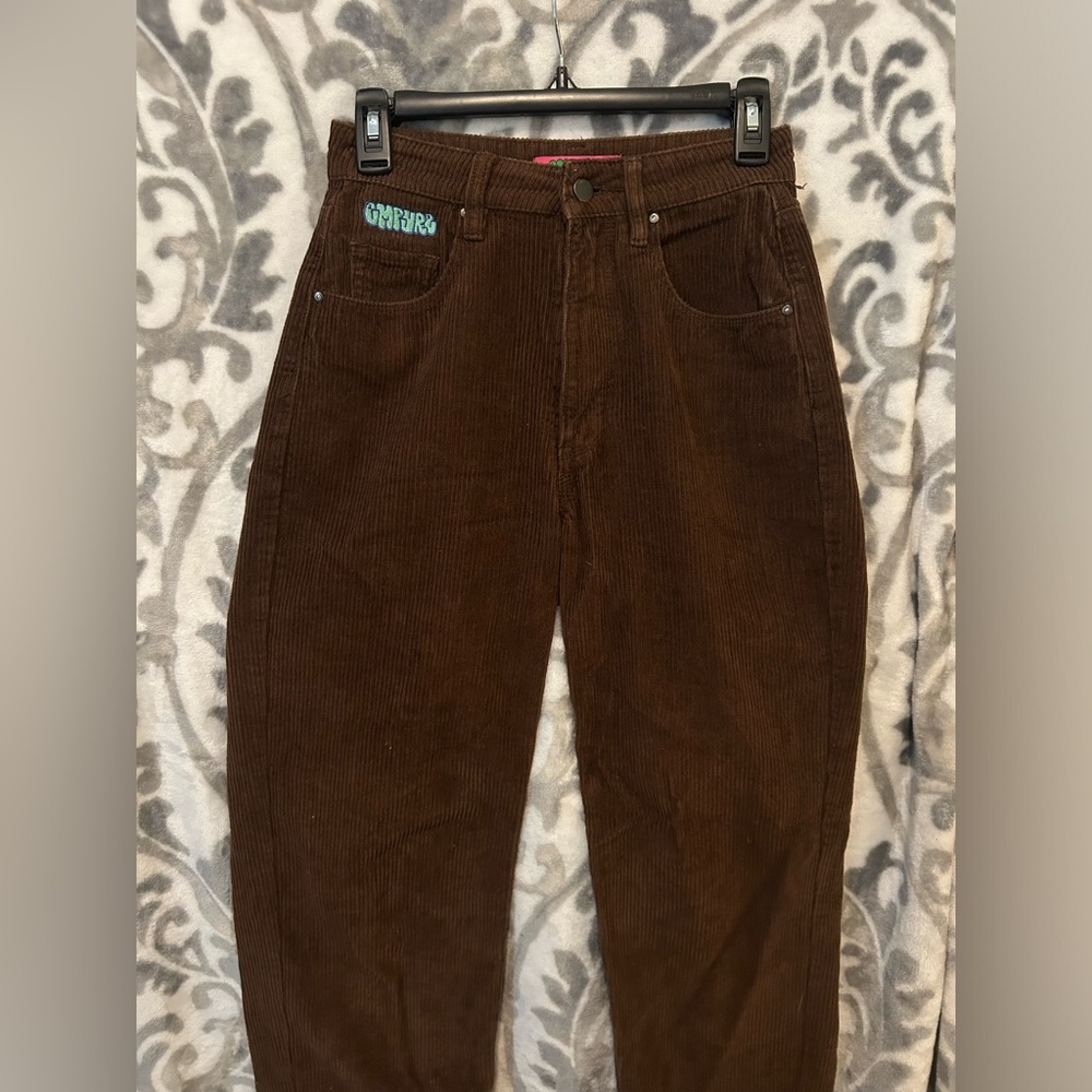 Empyre pants